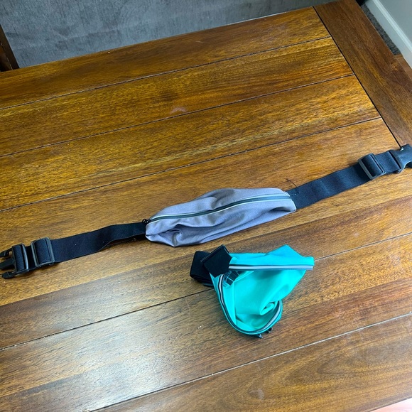 Runner’s Fanny Pack Grey and Sea Green - Picture 1 of 4